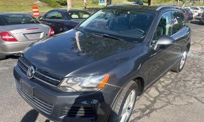 2013 Volkswagen Touareg V6 FSI TDI