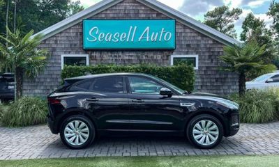 2020 Jaguar E-Pace SE