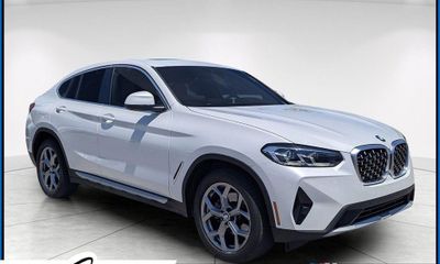 2025 BMW X4 xDrive 30I