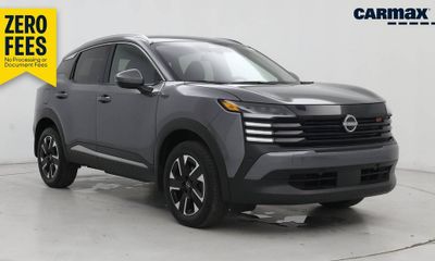 2025 Nissan Kicks MPV SR
