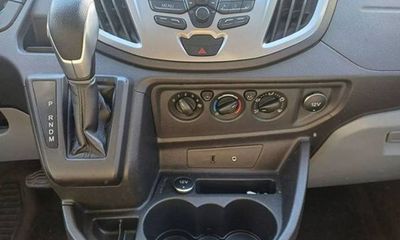 2015 Ford Transit SRW LOW Roof