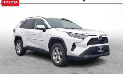 2021 Toyota RAV4 XLE HV