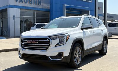 2024 GMC Terrain SLT