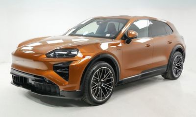 2026 Porsche Cayenne Turbo Electric