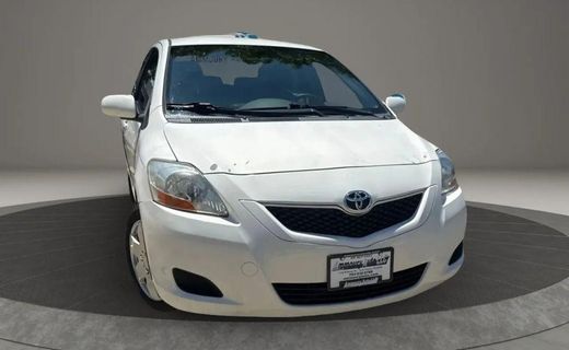 2010 Toyota Yaris