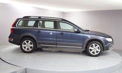 2011 Volvo XC70 32