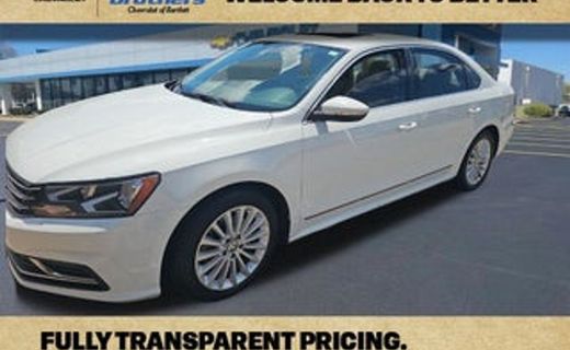 2017 Volkswagen Passat SE