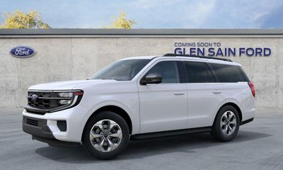 2027 Ford Expedition Active