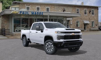 2026 Chevrolet Silverado HD Custom