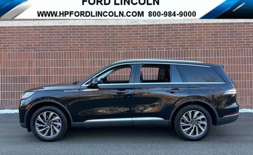 2025 Lincoln Aviator Base