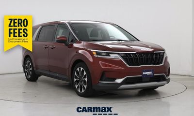 2024 Kia Carnival EX