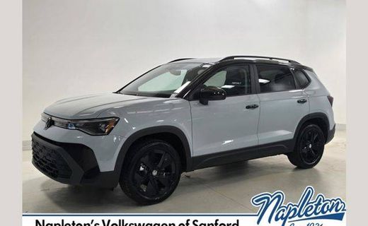 2026 Volkswagen Taos SE Black