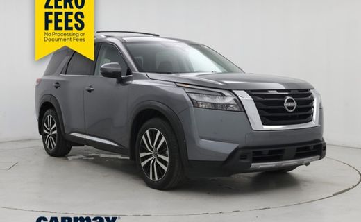 2025 Nissan Pathfinder Platinum