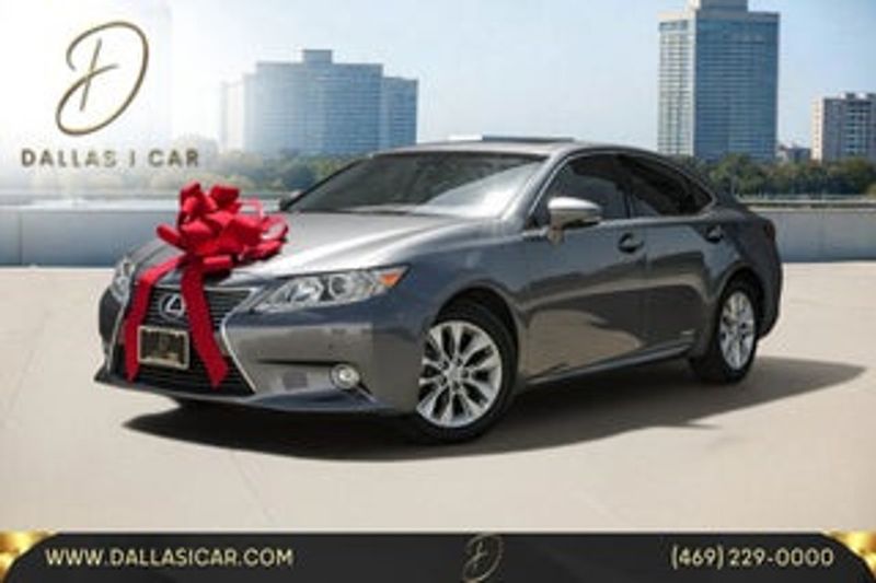 2014 Lexus ES — a typically priced live listing