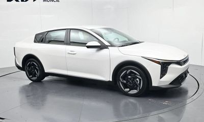 2026 Kia K4 EX