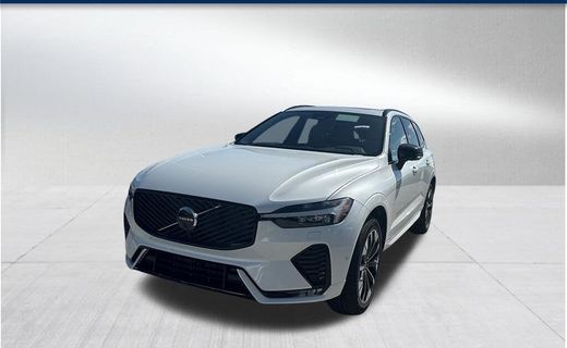 2026 Volvo XC60 Plus Dark