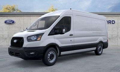 2026 Ford Transit 148 WB Medium