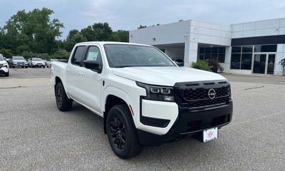 2026 Nissan Frontier SV