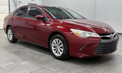 2015 Toyota Camry LE