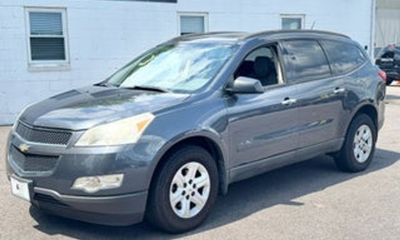 2011 Chevrolet Traverse LS