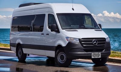 2025 Mercedes-Benz Sprinter 907 VS30 Passenger