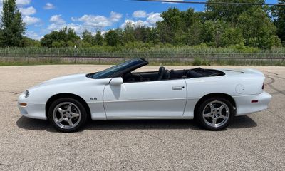 2002 Chevrolet Camaro Z28