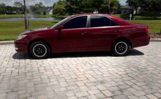 2004 Toyota Camry LE