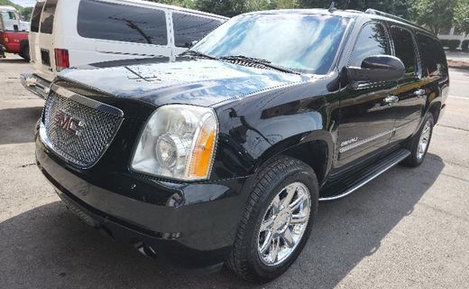2011 GMC Yukon XL Denali