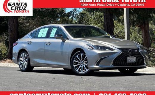 2020 Lexus ES 300H Premium