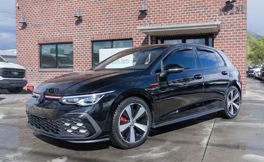 2024 Volkswagen Golf GTI 380 SE