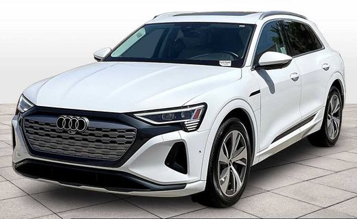 2024 Audi Q8 Quattro Premium Plus