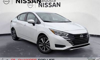 2025 Nissan Versa SV