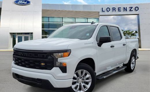 2022 Chevrolet Silverado Custom