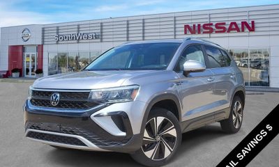 2024 Volkswagen Taos 4MOTION SE