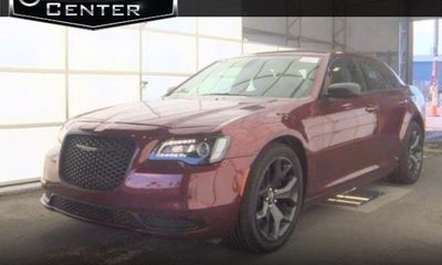 2020 Chrysler 300 Touring Limited