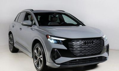 2024 Audi Q4 50 E Tron
