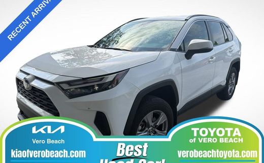 2022 Toyota RAV4 XLE