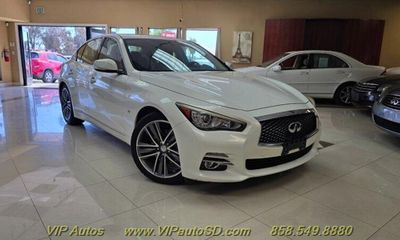 2015 Infiniti Q50 Premium