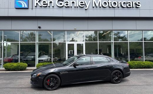 2023 Maserati Quattroporte Modena