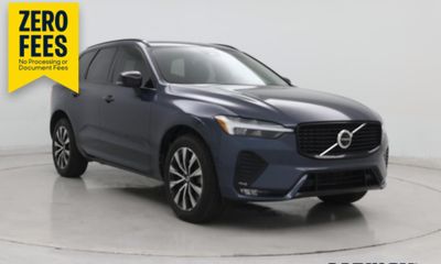 2023 Volvo XC60 Plus Dark