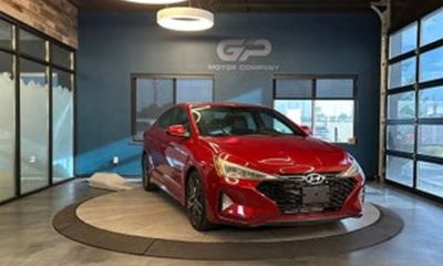 2019 Hyundai Elantra Sport