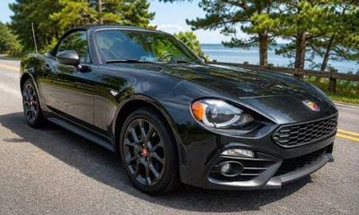 2018 Fiat 124 Spider Lusso