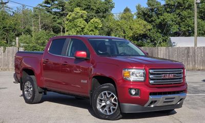 2017 GMC Heavy Conventional 92 5 IN