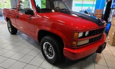 1989 Chevrolet GMT-400 Cheyenne