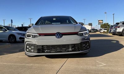 2024 Volkswagen Golf GTI S