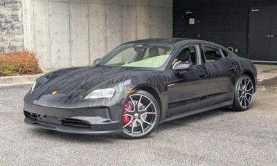 2026 Porsche Taycan 4S