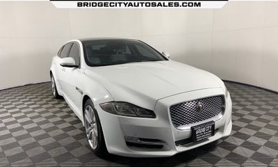 2016 Jaguar XJ XJL Portfolio
