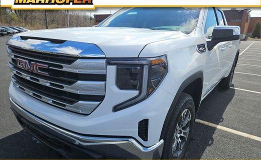 2026 GMC Sierra SLE