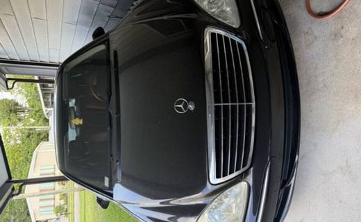 2005 Mercedes-Benz S-Class S500 4 Matic