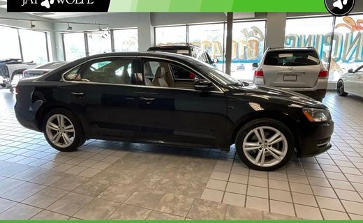 2014 Volkswagen Passat SE